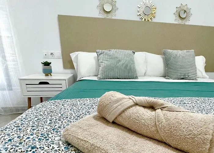 Gatu Villa Camarote Con Vistas Al Mar , Preferente Mayores De 25 Anos Y Familias